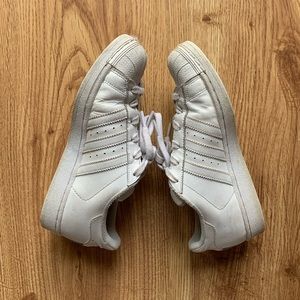 White Adidas Superstars